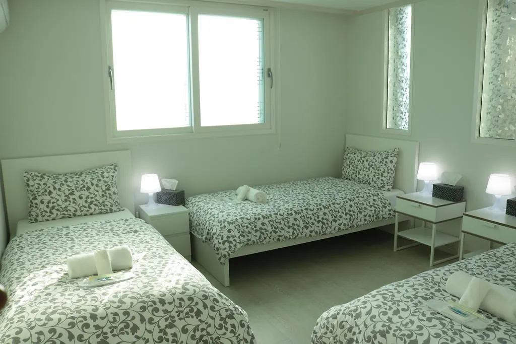 Korus Guesthouse Incshon