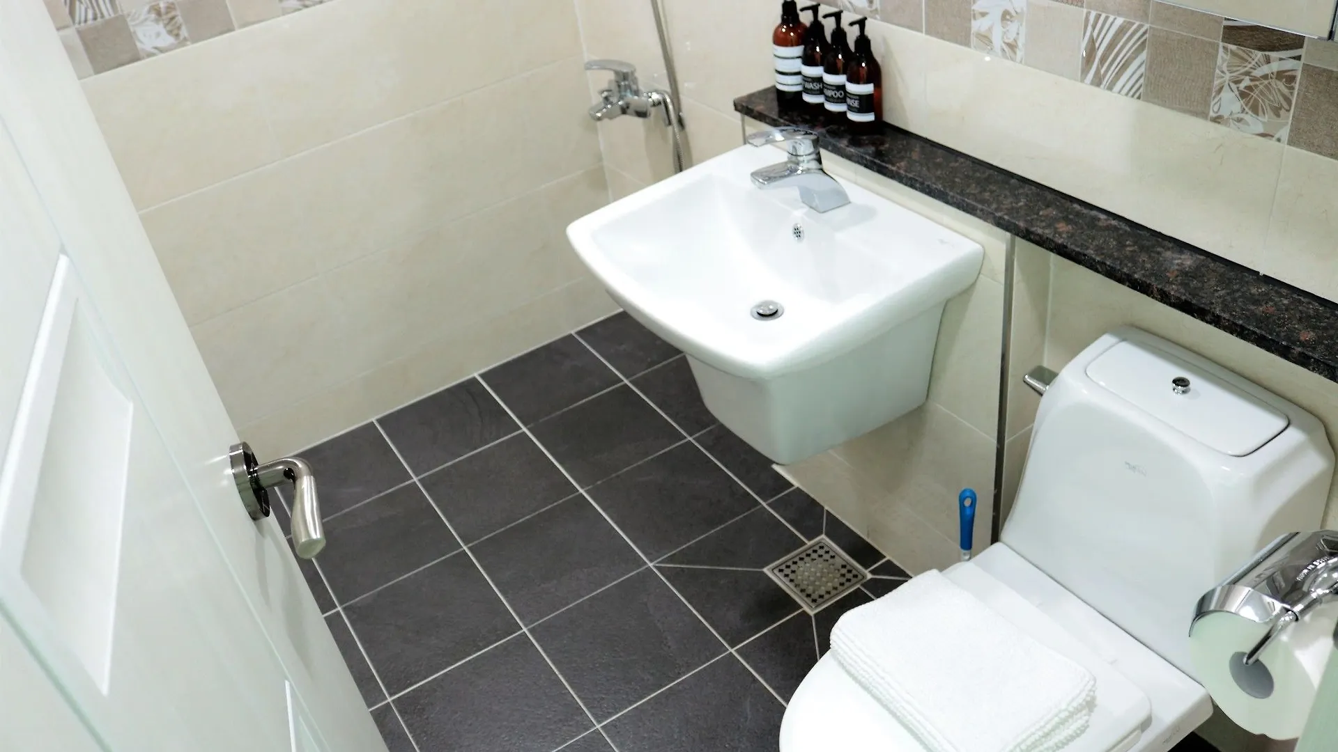 Korus Guesthouse Incshon 2*,